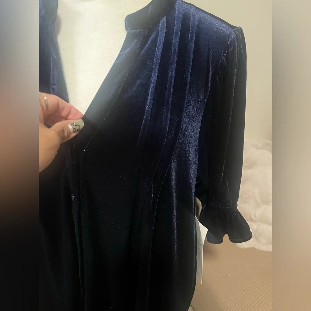 Velvet dress - Picture 7 of 8